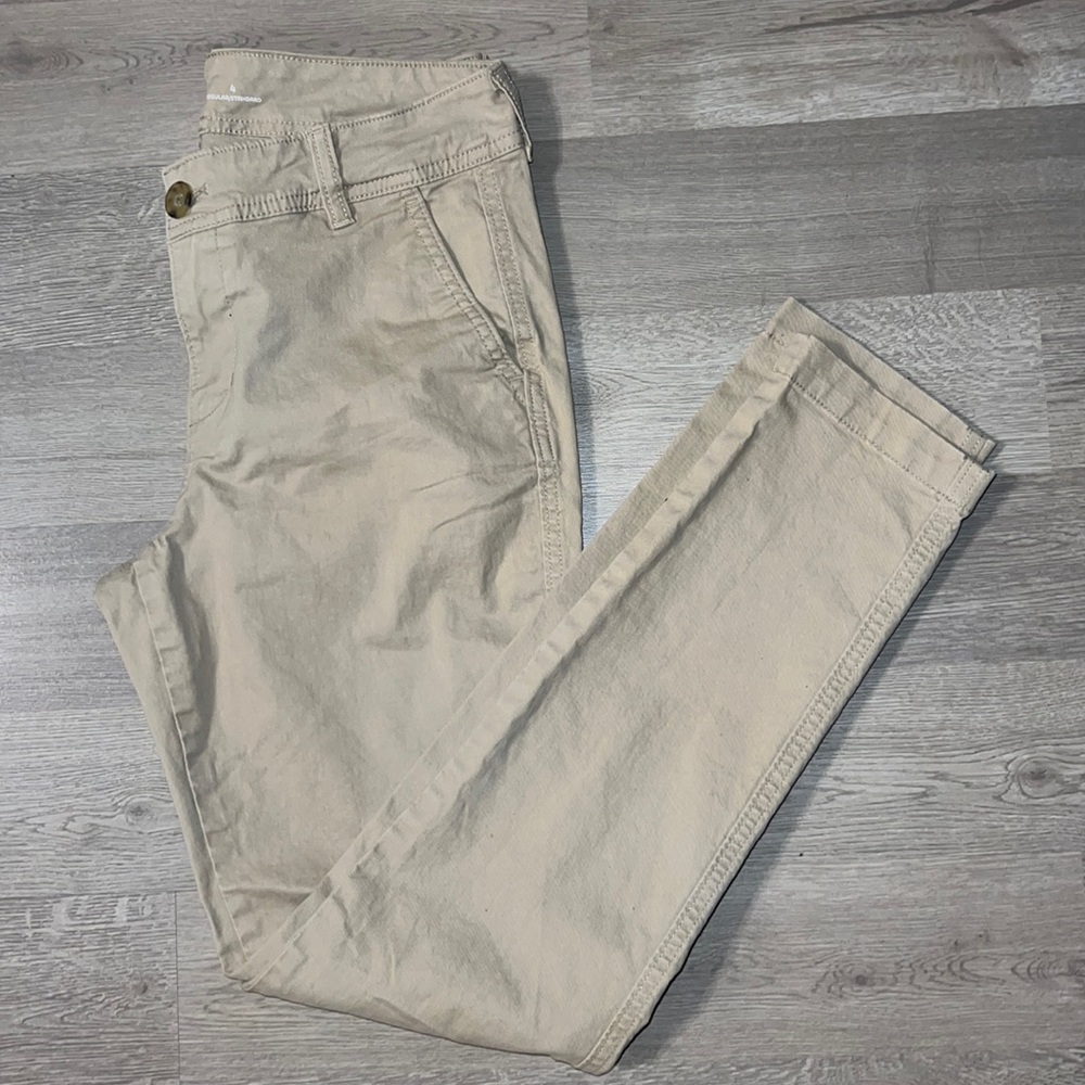 Uniform Khaki Skinny Pants Size 4